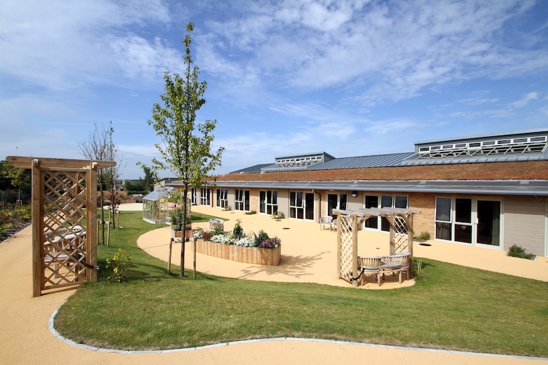 Garden area with seating at la fontana