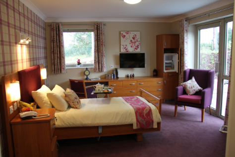 la fontana care home bedroom